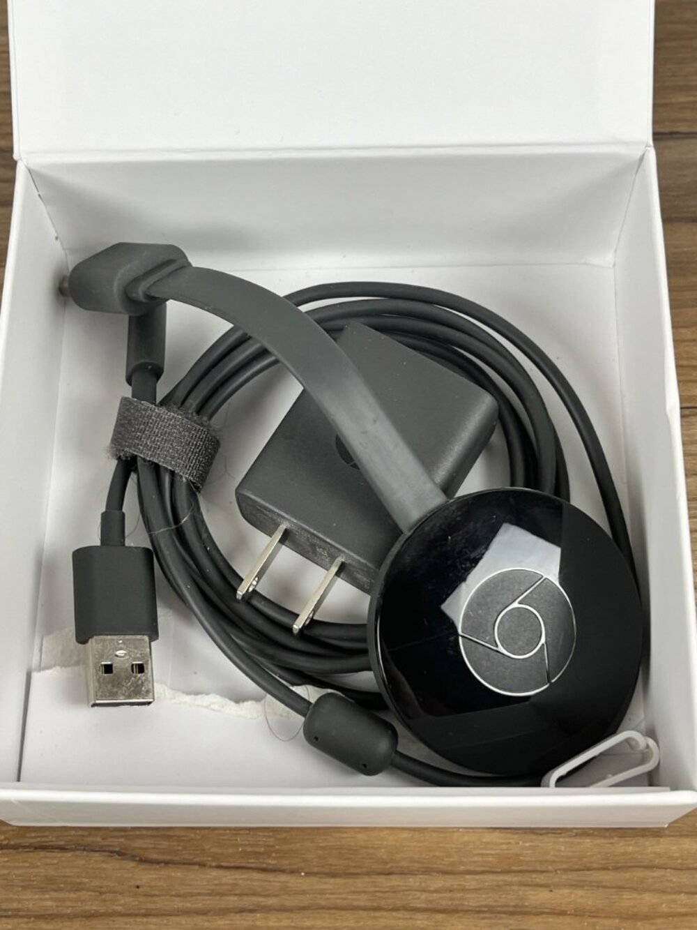 Google Chromecast NC2-6A5 HDMI TV Streaming Media Dongle Black 1080p Wi-Fi - Picture 6 of 6